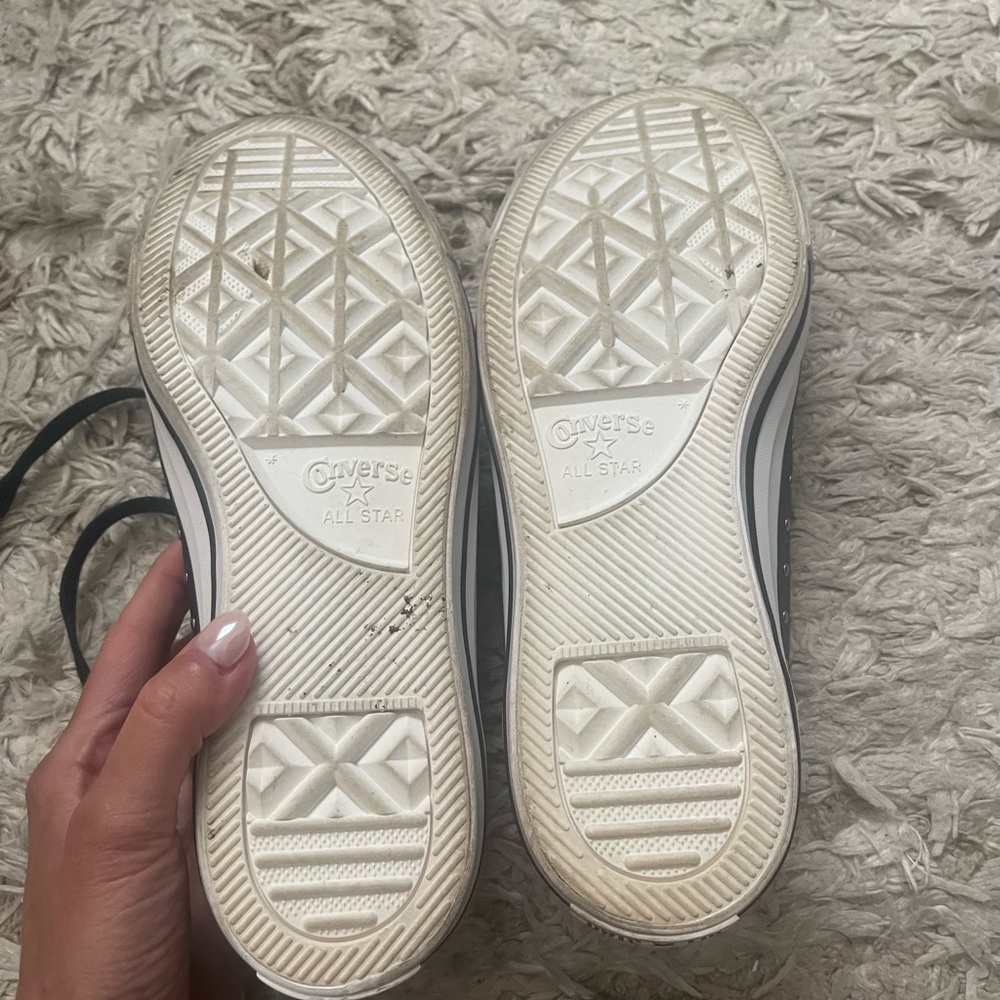 Converse Studded Leather Low Top Sneakers RARE 9 - Picture 6 of 7